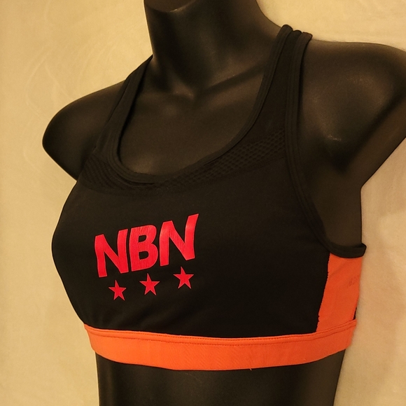 New Balance NB Dry Sports Bra Size Small - Picture 2 of 16